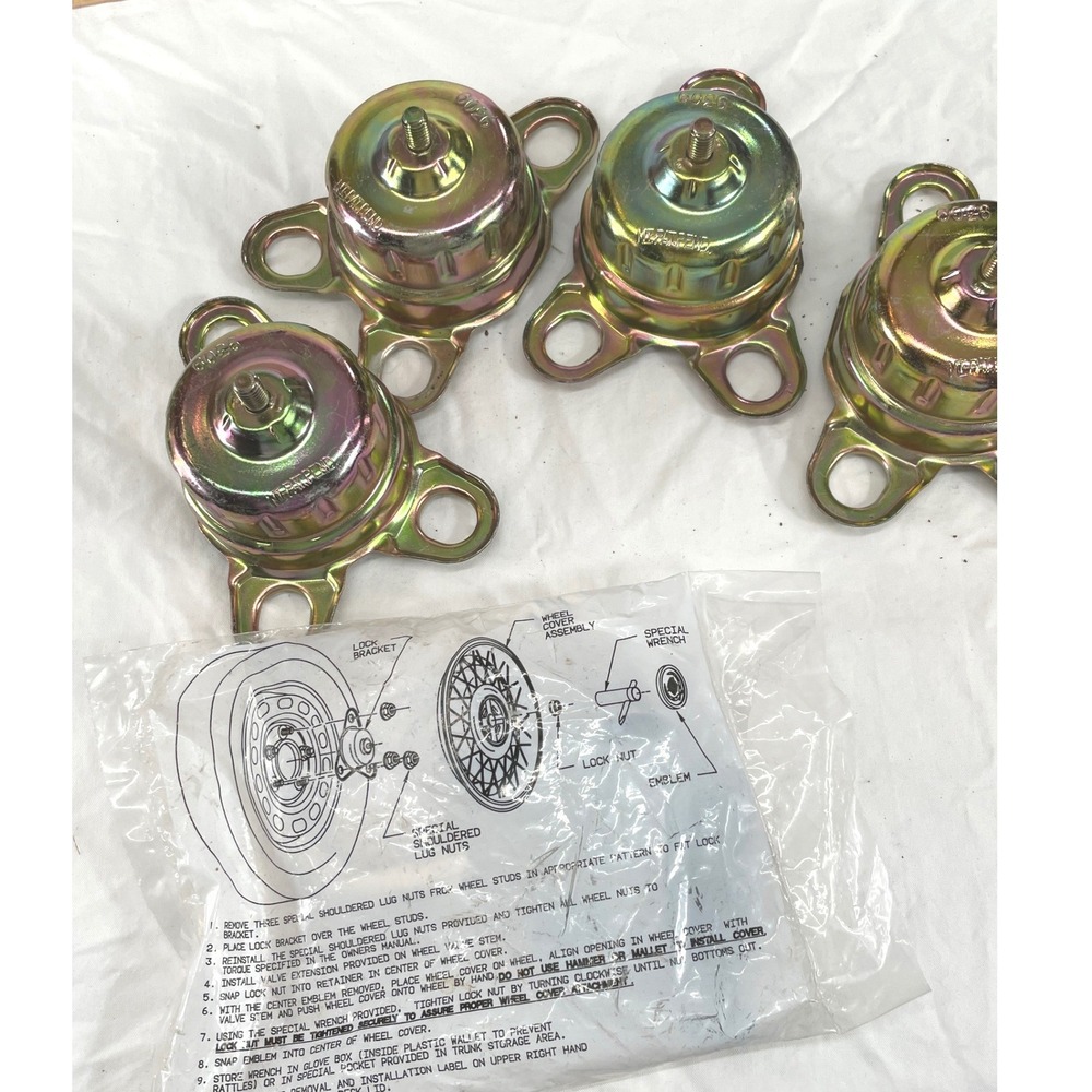 VTG Cadillac Buick Wire Wheel Trim Cover Lock #9503 With Wrench #7506